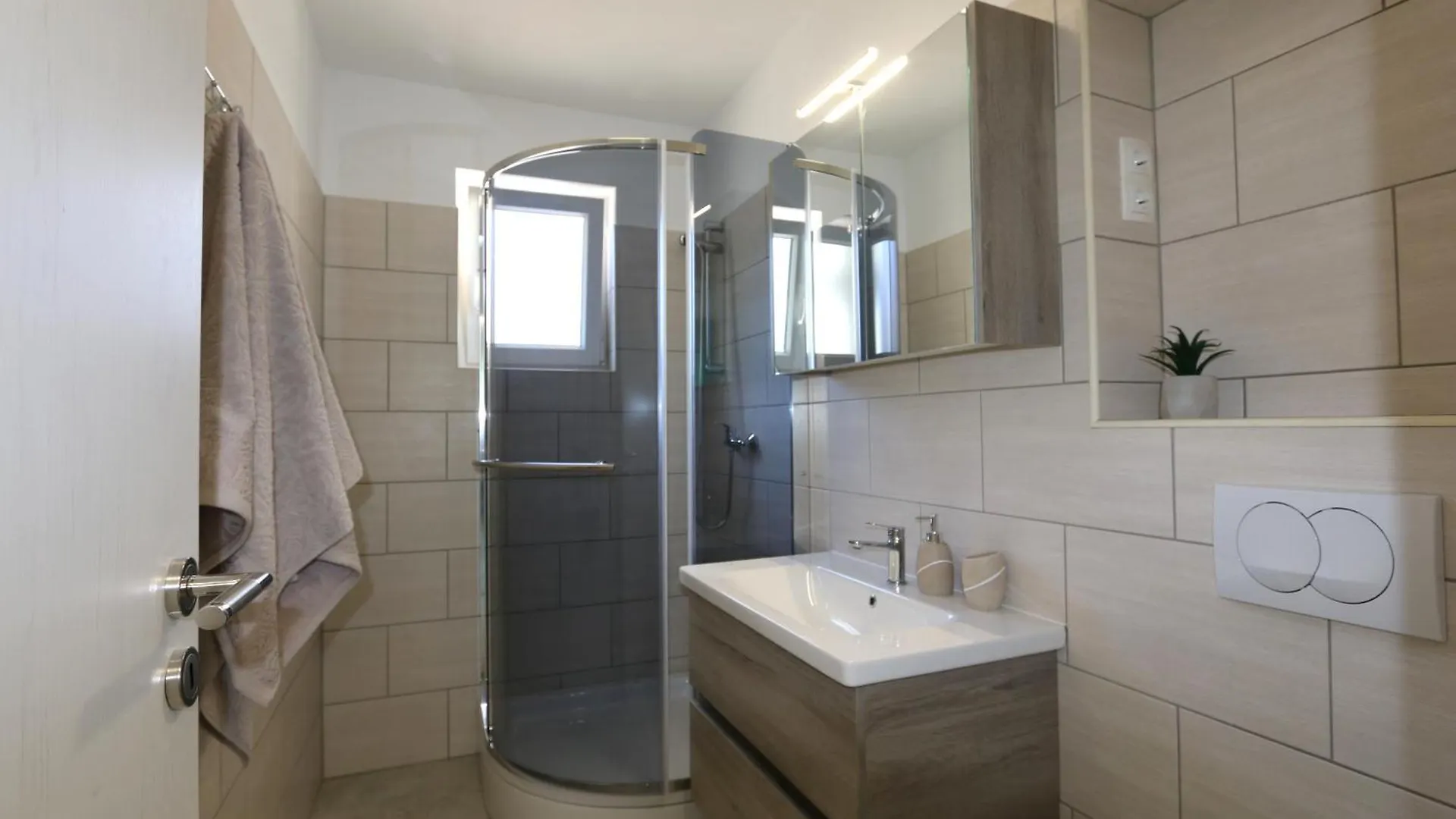 Apartments Mirjana Silo  Croatia