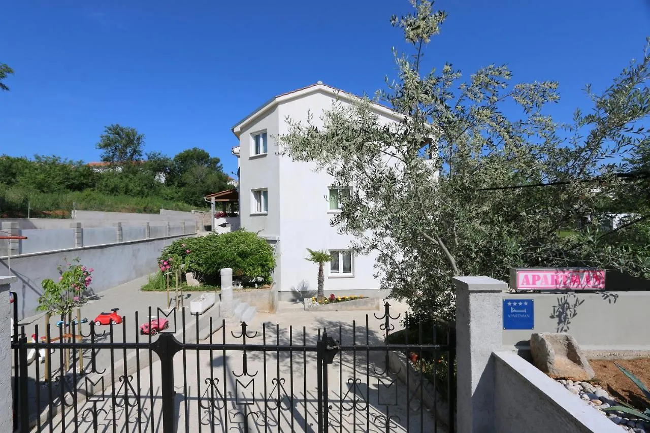 Apartments Mirjana Šilo