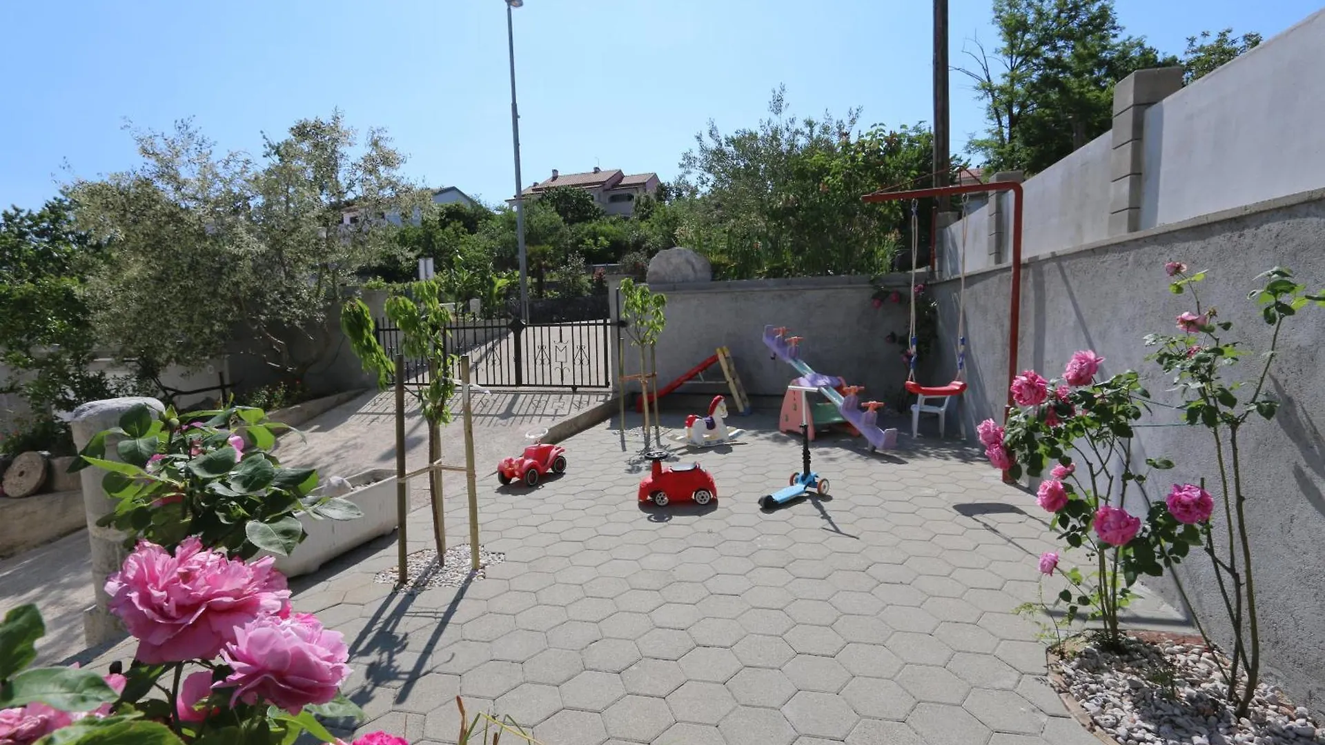 Apartments Mirjana Šilo Kroatien